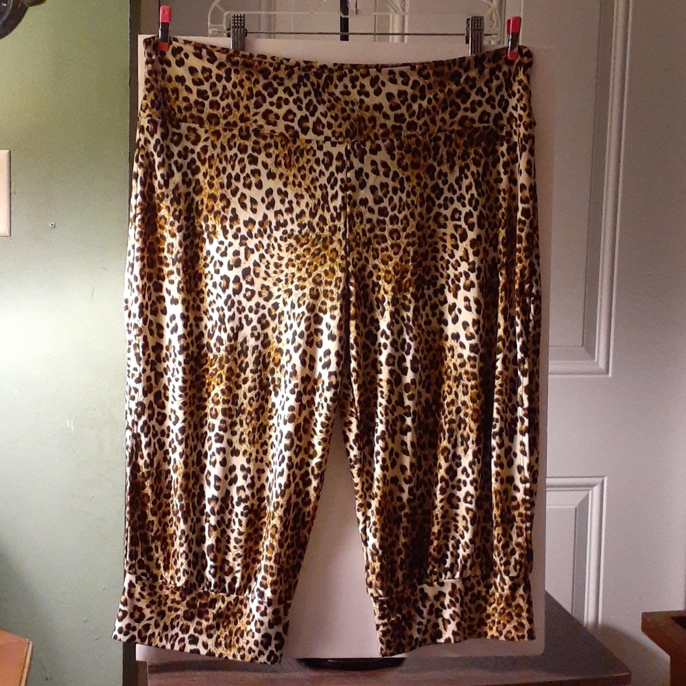 ICY women's capris